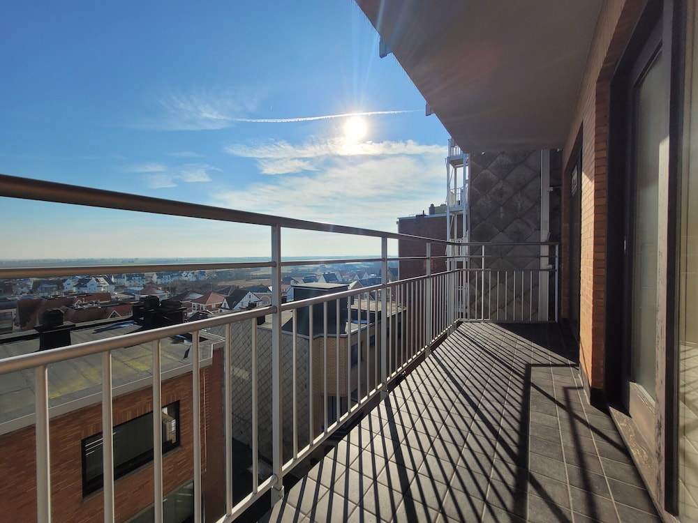 Apartment With Terrace in Middelkerke
