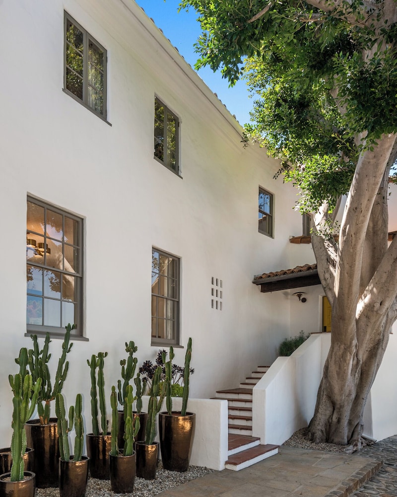 Howard Hughes Estate - Spanish Revival Gem w/ Pool, Wine Cellar & Guest House