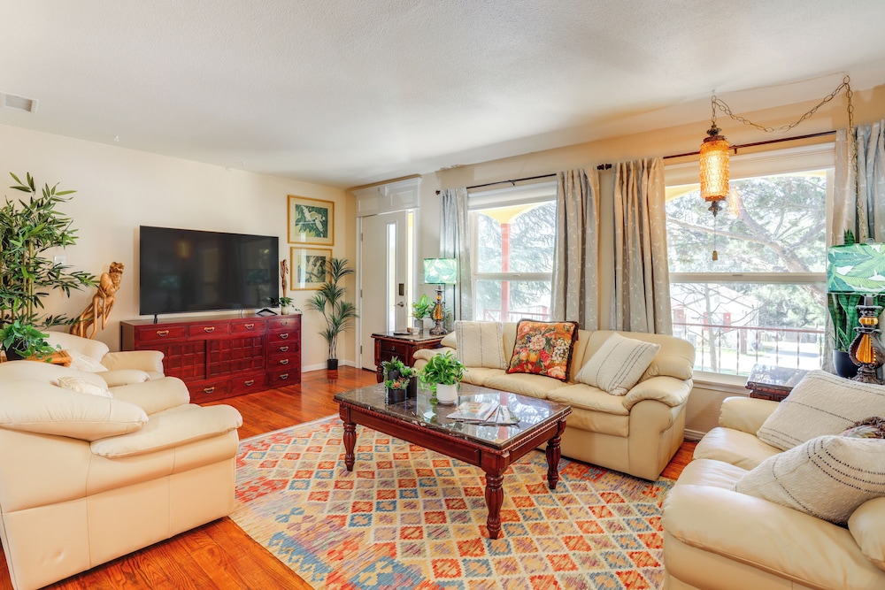 Walk to Downtown Atascadero: Cottage w/ Sunroom!