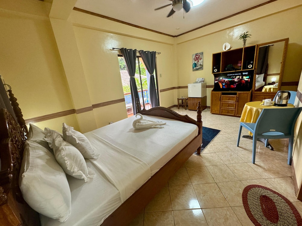 Ocean Breeze Inn Boracay