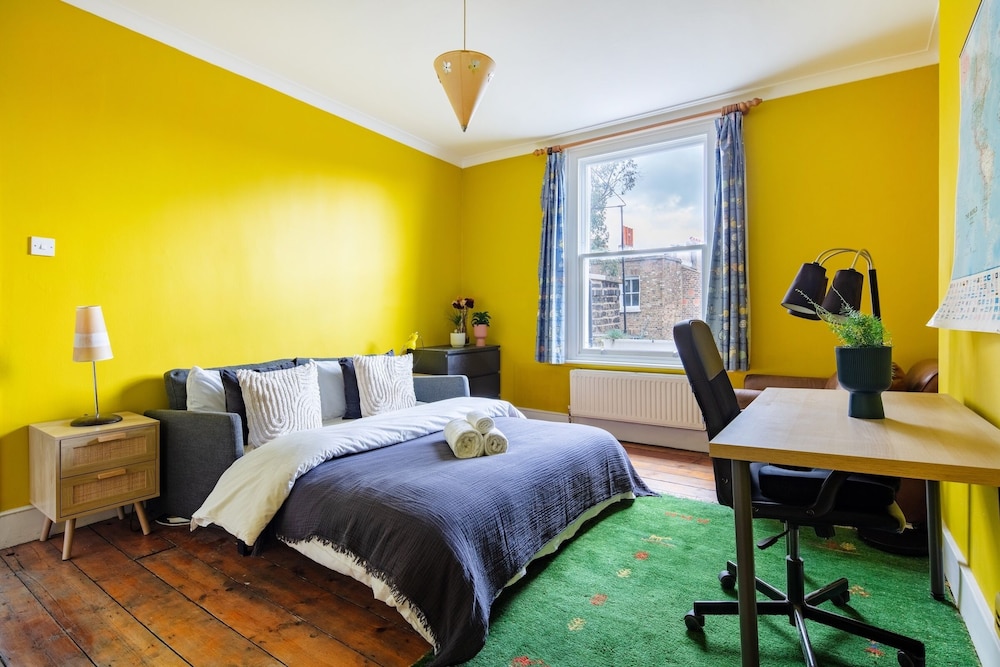 Cozy 2BR Near Notting Hill & Hyde Park