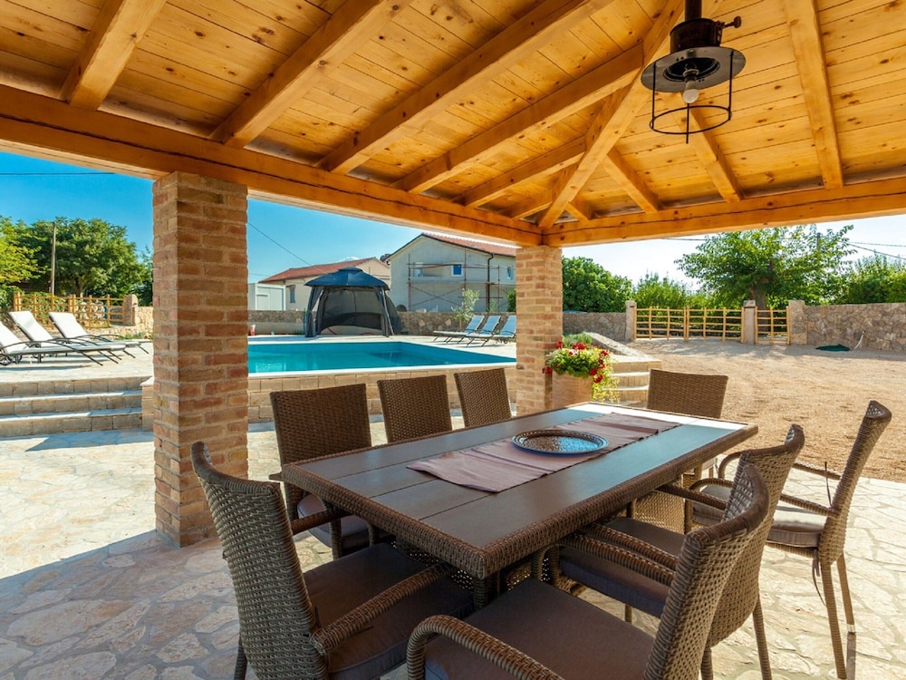 Gorgeous Villa With Private Swimming Pool and Covered Terrace view 3