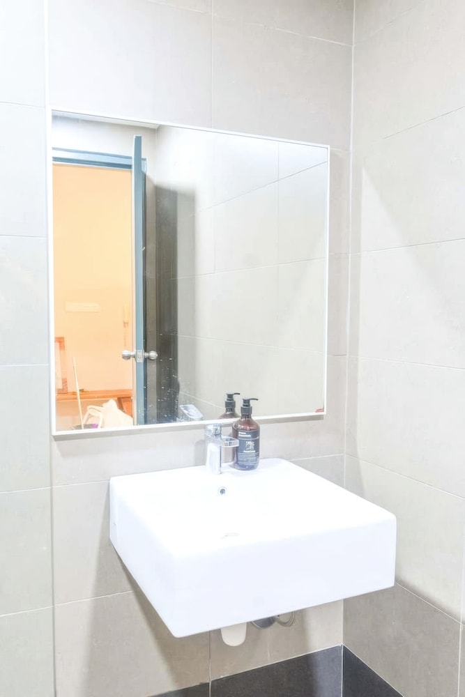 Luxstay Atria Sofo Suites Apartments