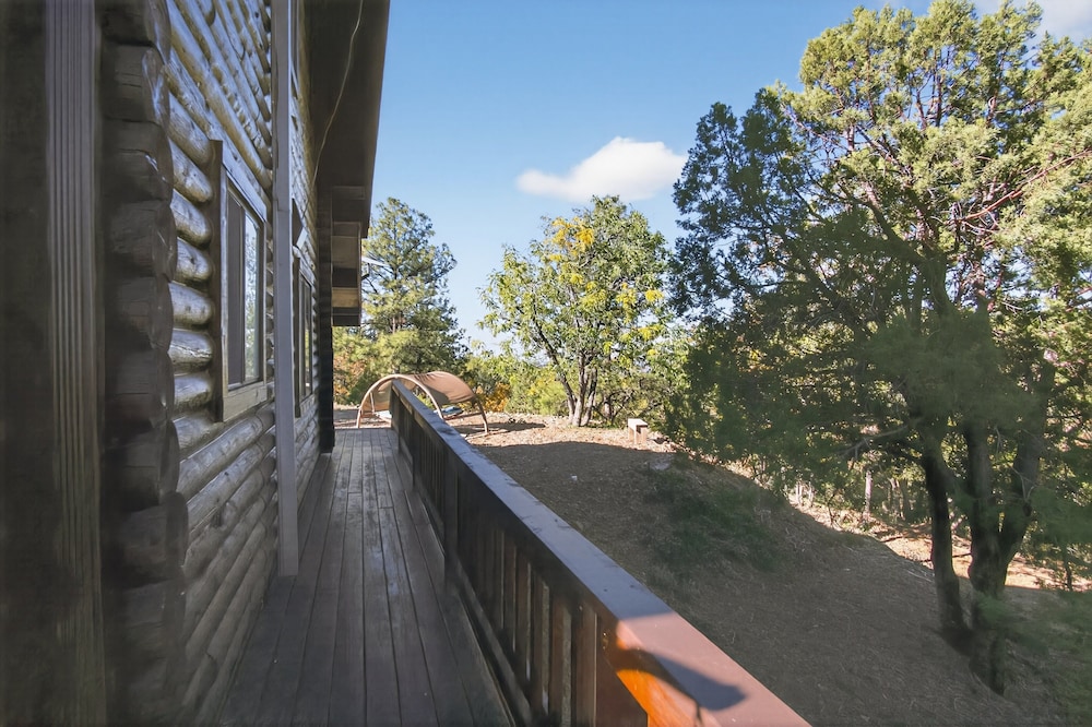 Minnie Mine Cabin Retreat 4 Bedroom Cabin