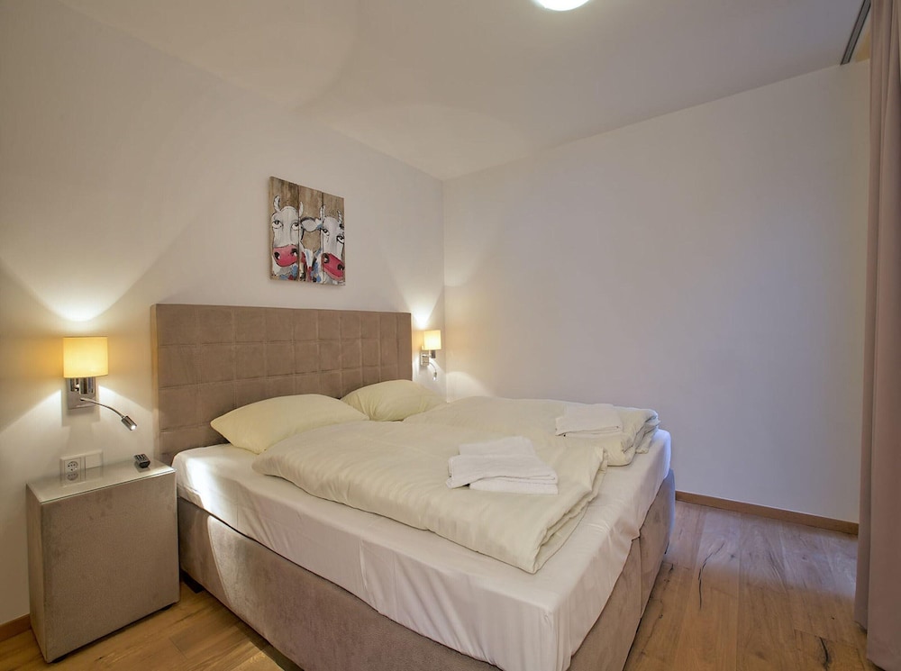 Apartment in Neukirchen by Ski Lift & Wellness