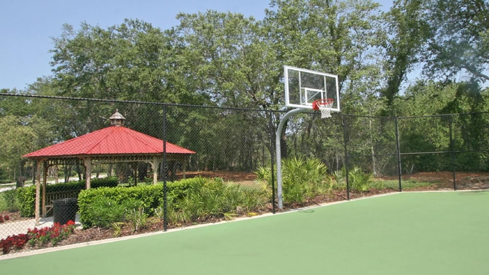Orlando and Kissimmee Town homes by MyOrlandoStay