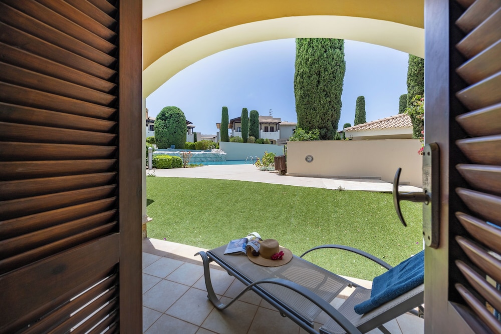 Da02 Adjacent to Aphrodite Hills Pool View