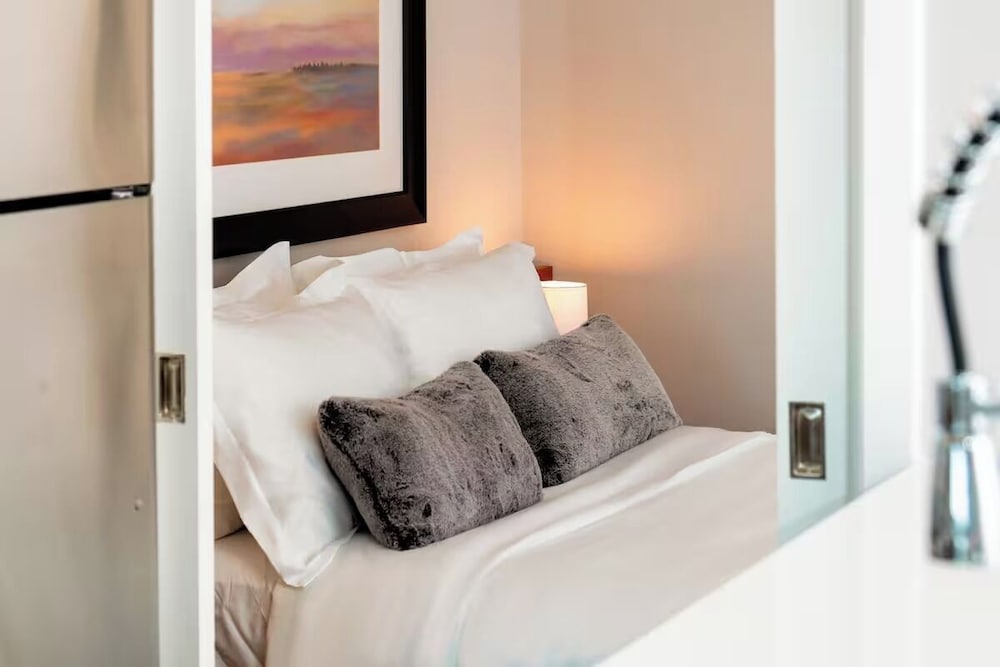 Luxury Apartments by Hyatus at Central Philly