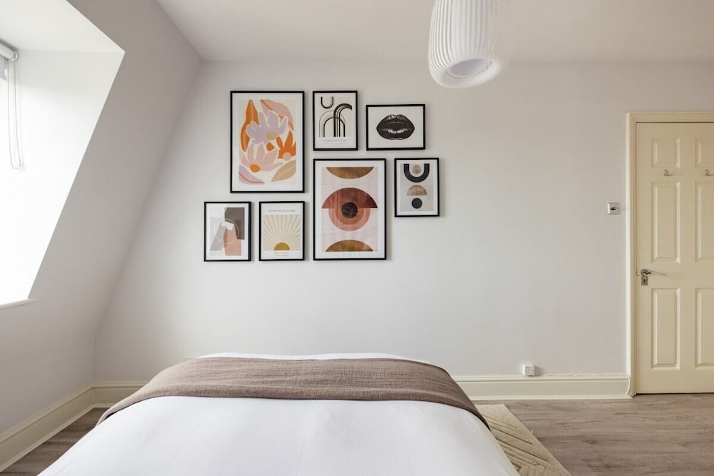 The St Johns Wood Classic - Snazzy 2bdr Flat