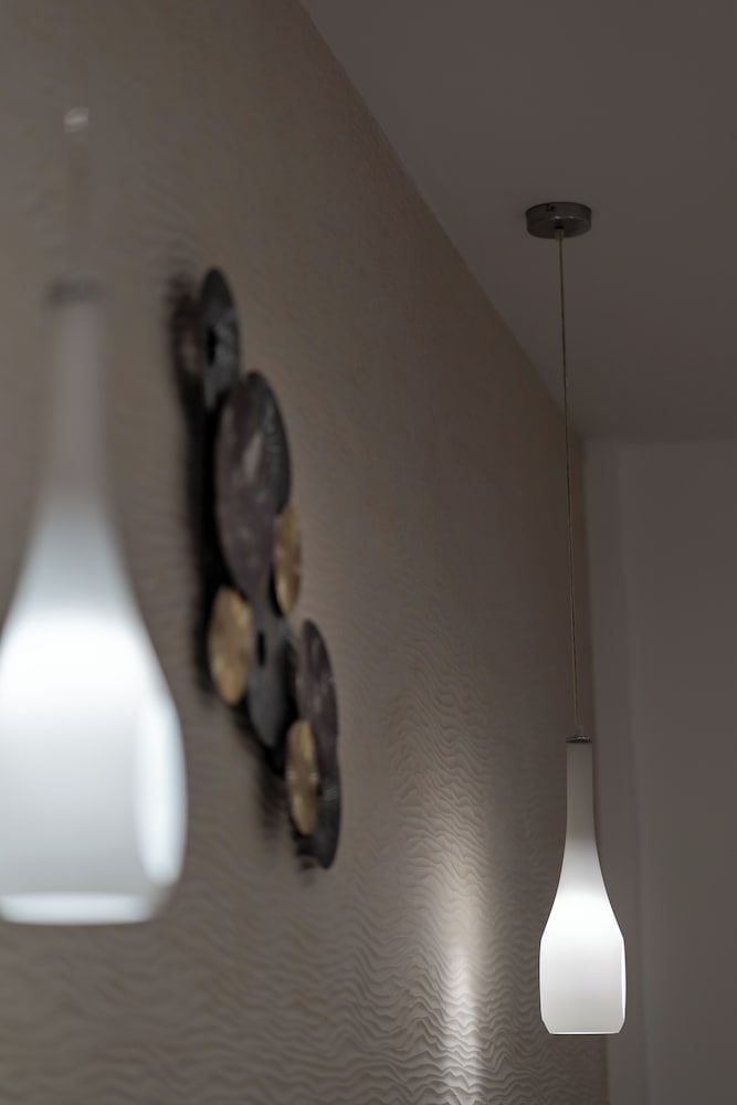 Oasis Suites Fira
