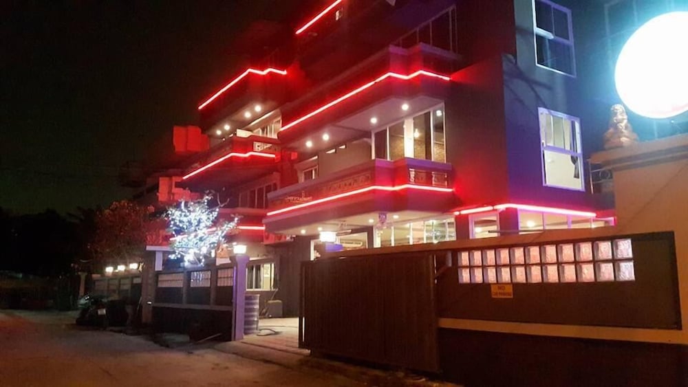 Livit70's hotel & hostel
