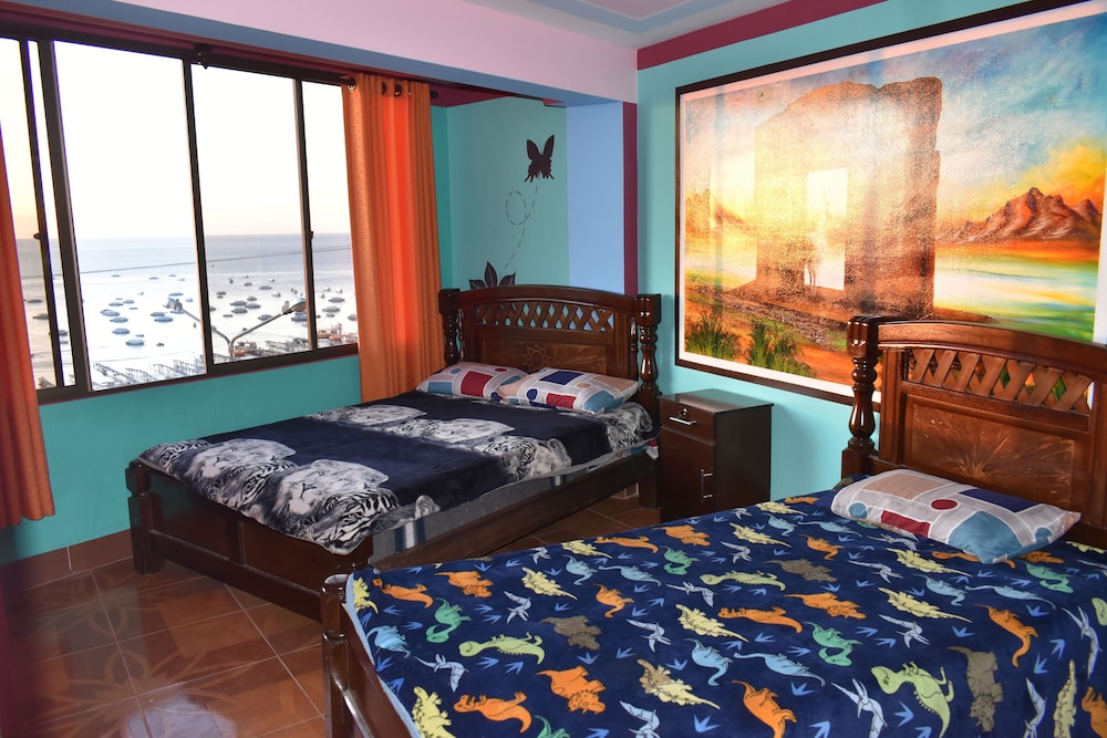 Nexus Mirasol Backpackers