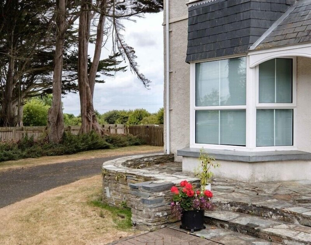 St Martins Apartment