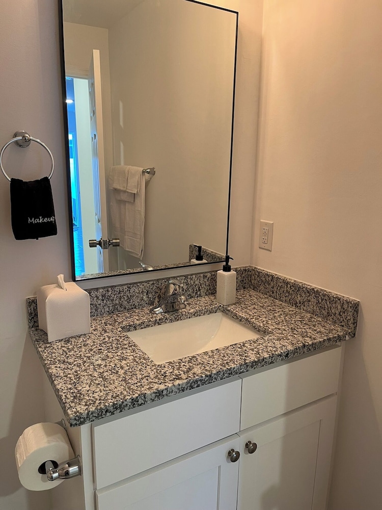 Cozy Fort Myers Extended Stay