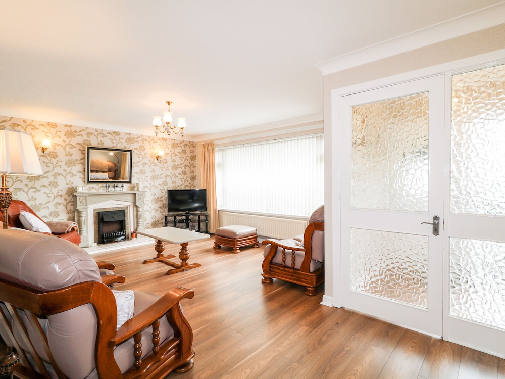 27 Pinewood Hill