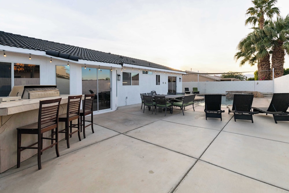 Pacifica Sur by Avantstay Pool, Hot Tub, Gazebo