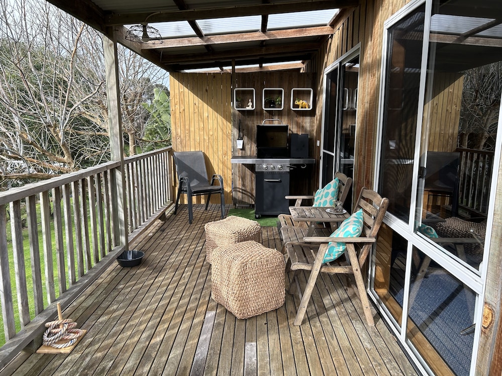 Clifton Beach Lodge