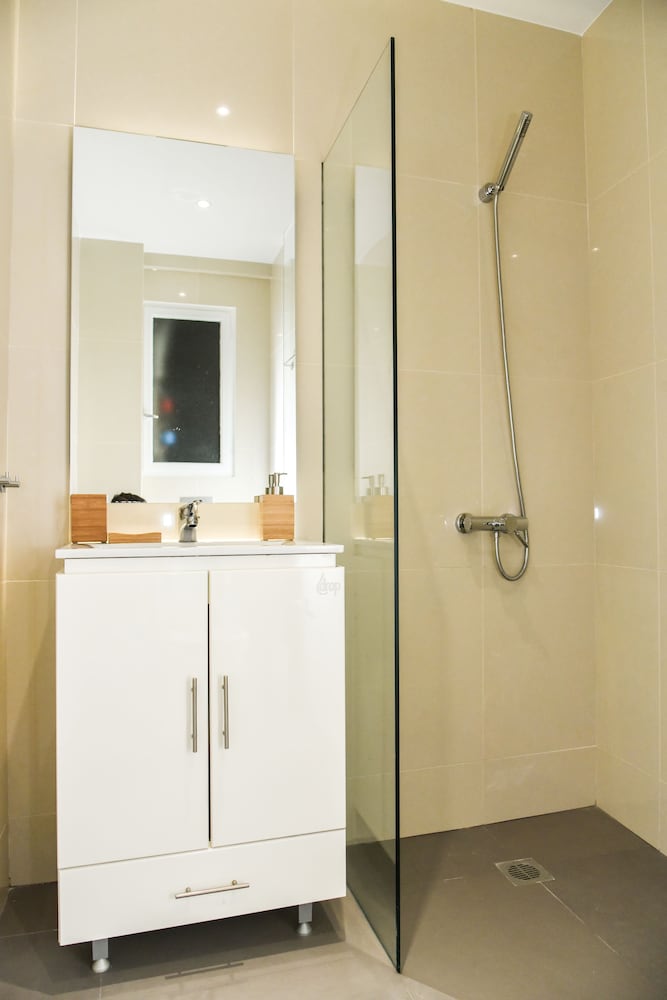 Warm Apartment at Exarchia 1 bed 2 pers