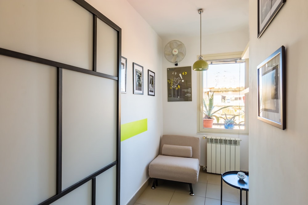 Panoramic Penthouse in Largo Baracche by Wonderful Italy