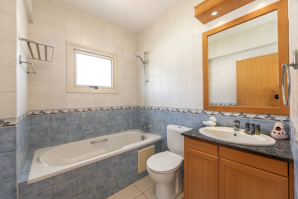 Larnaca Chelidonia Seafront Villa