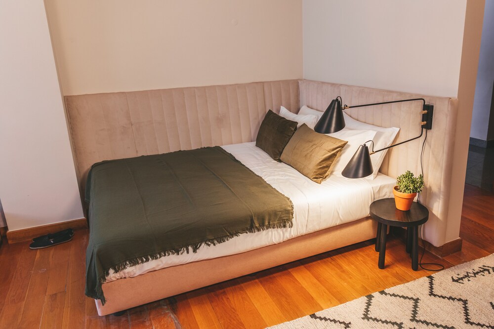 STAY&CO Lisbon Marques de Pombal view 5