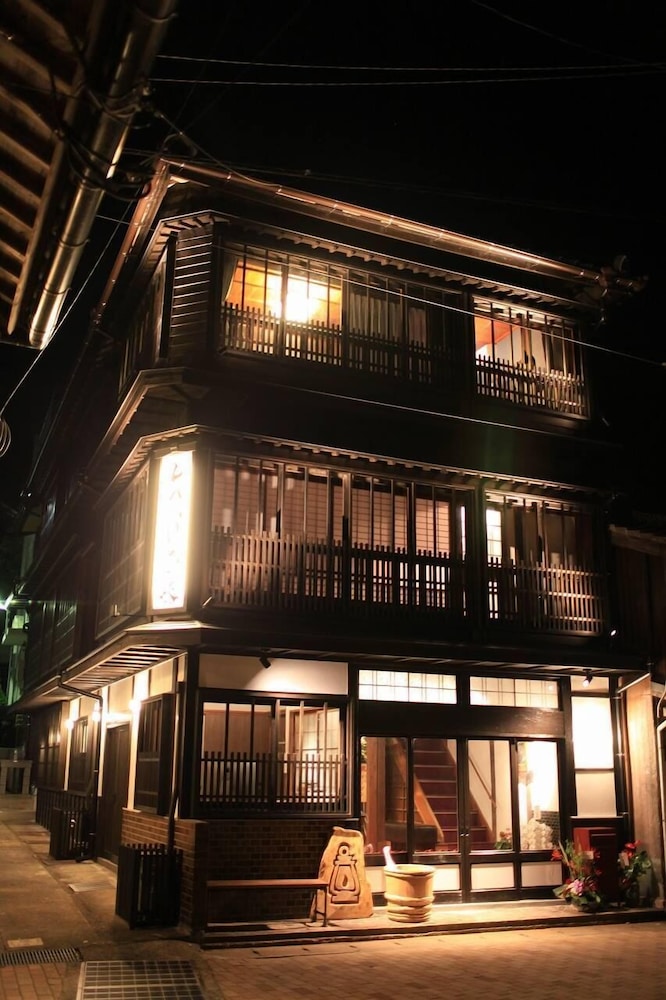Guest House LAMP Iki - Hostel