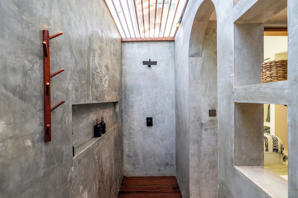 Villa Bong by Pertama Management