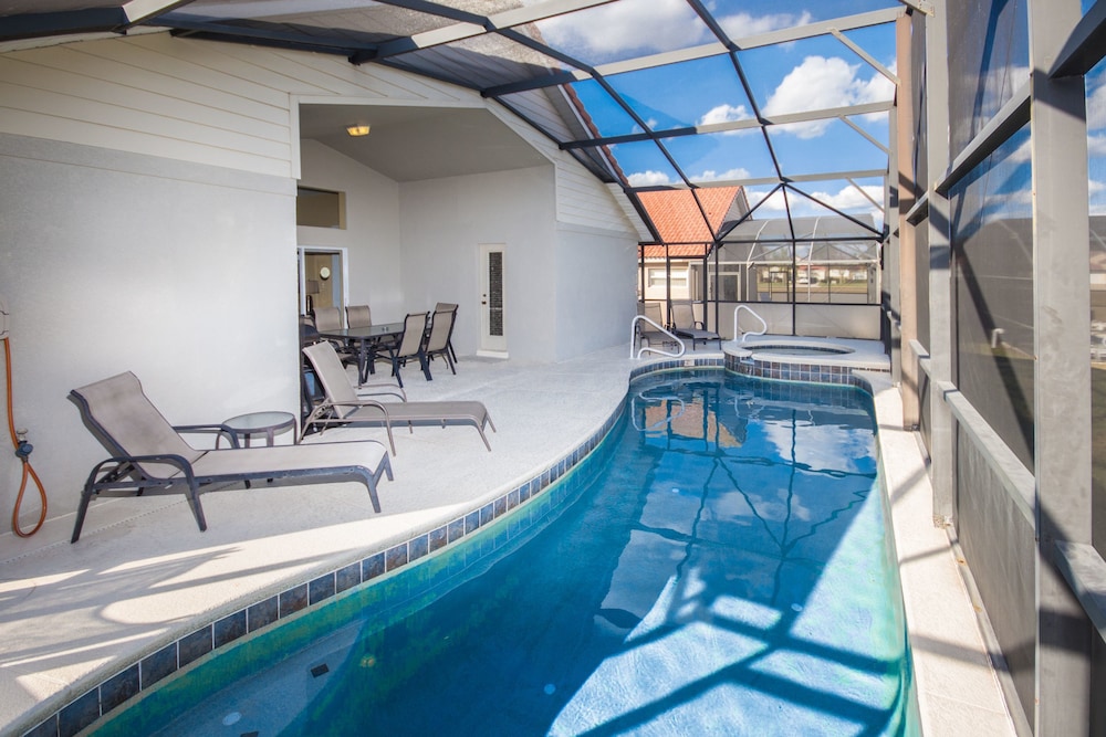 Solana Resort 158 - Image 1