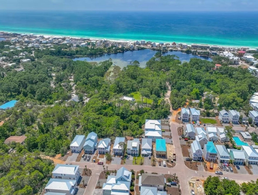 Pet Friendly Beach Retreat on 30a - Sleeps 14
