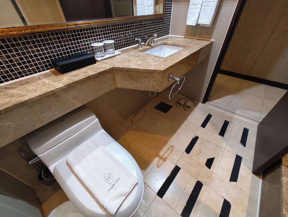 W Residence Hotel Centum City 85