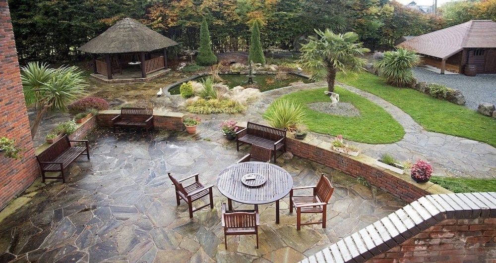 Moyglare Lodge Country House B&B