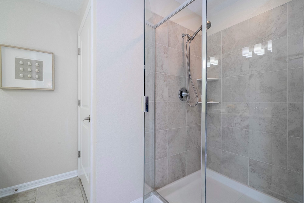 Family Condo 2Bd Close to Disney Storey Lake Resort 306 4731