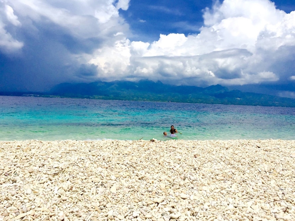 Santander Pebbles Beach Resort