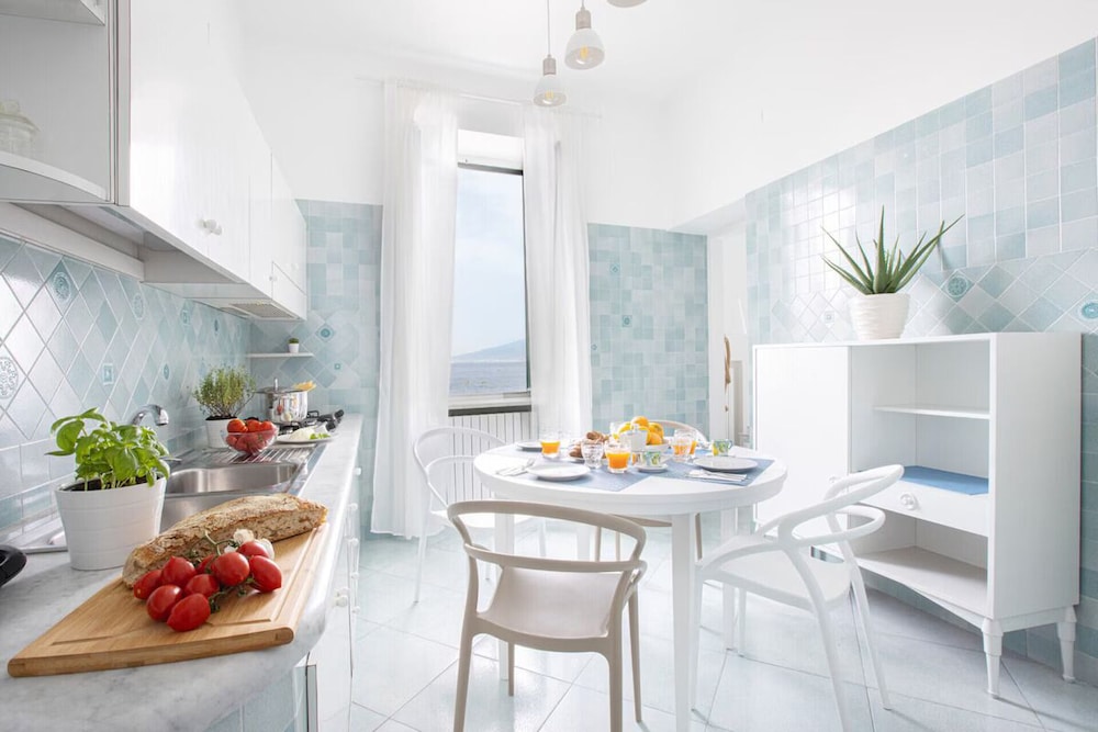 Seaview Home On The Beach & Amazing Views Terrace