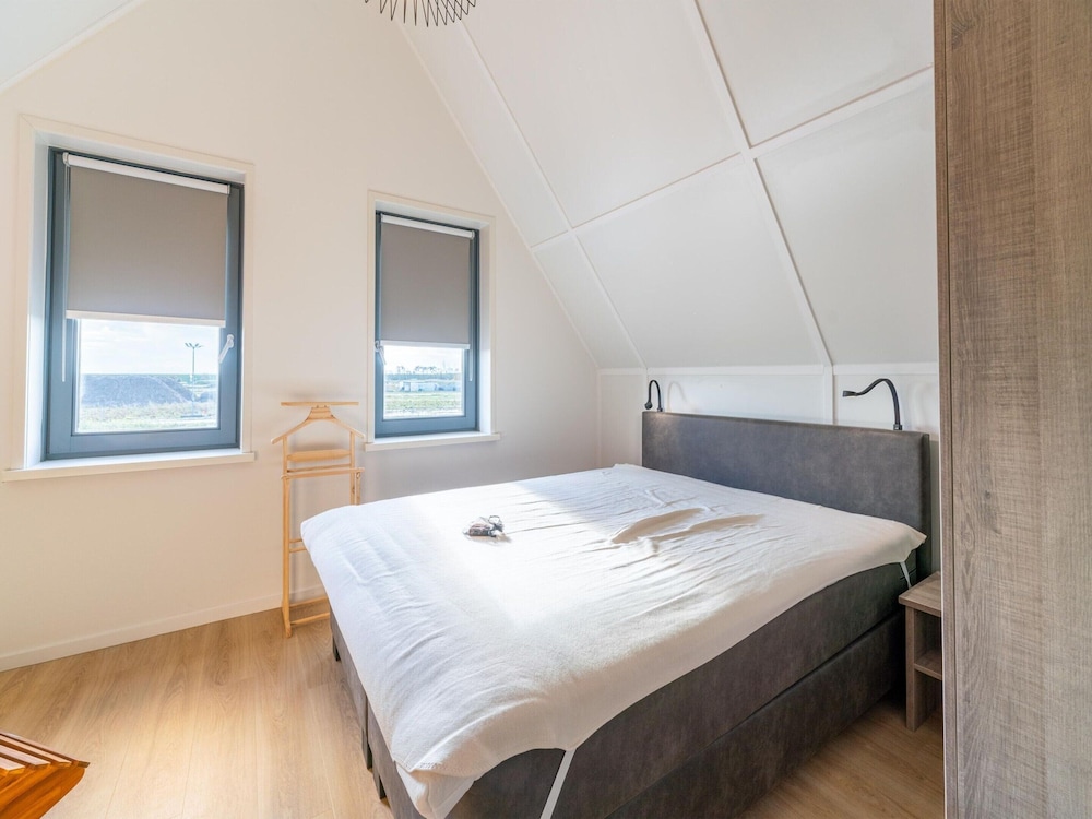 Holiday Home in Scherpenisse Near Nature Reserve