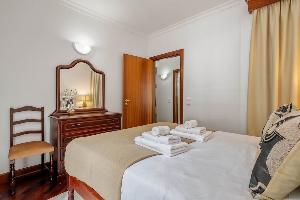 Pestana s Nest by Homie