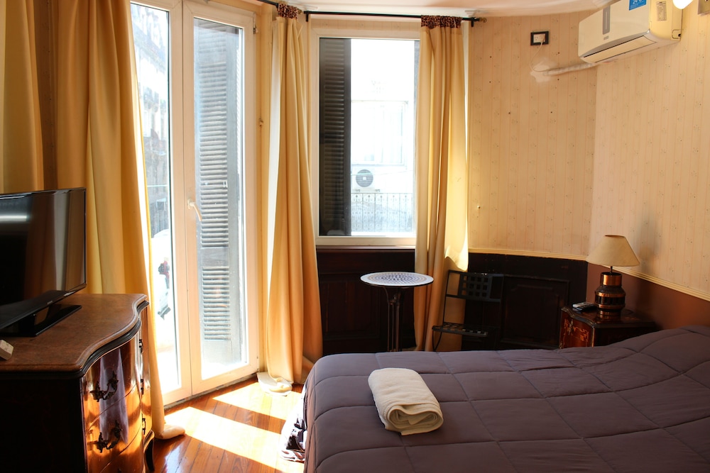 DEL900 Hostel Boutique