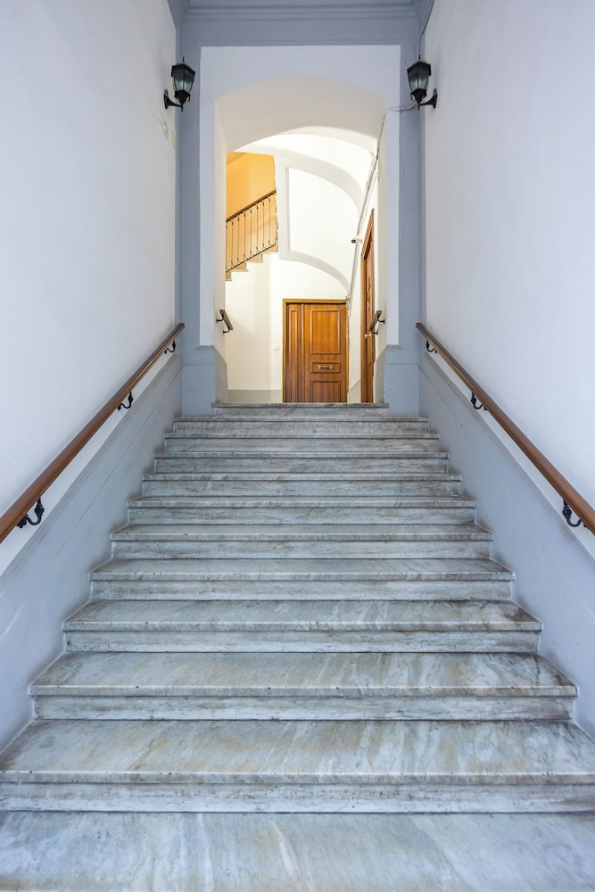 Urban Base Garibaldi by Napoliapartments
