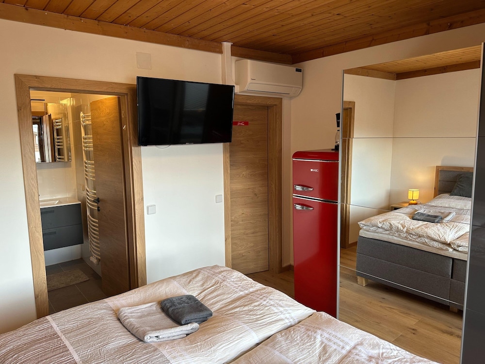 Double Room in Saalfelden Near Ski Slopes