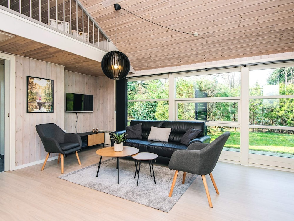 6 Person Holiday Home in Ansager