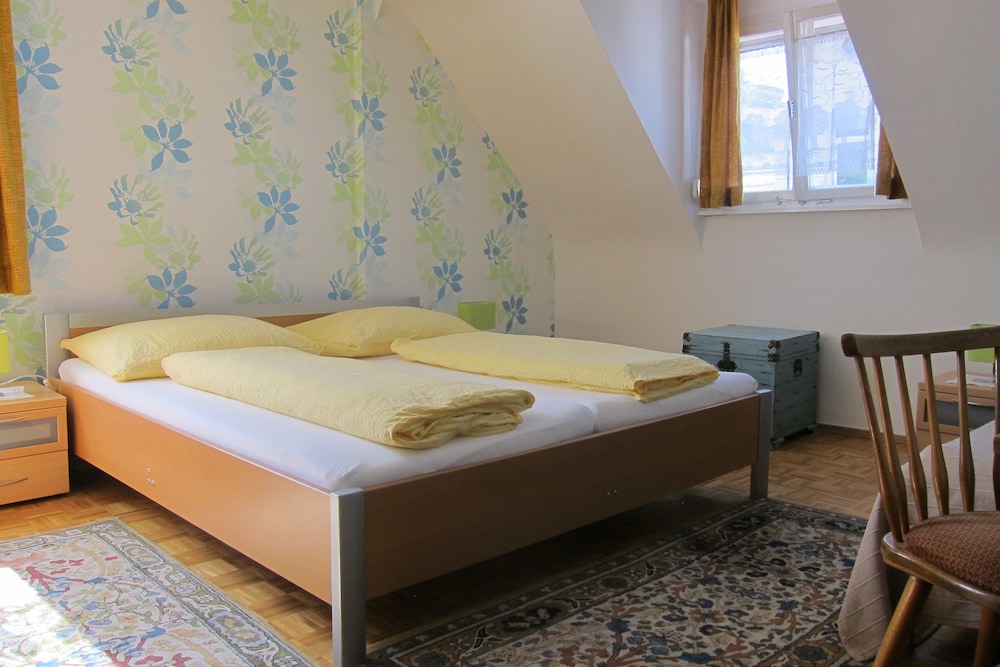 Pension Sonne Bed & Breakfast