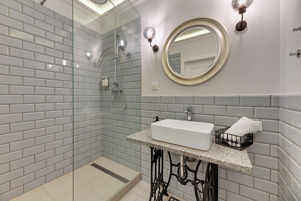 Aura - Riverside & Parking by Downtown Apartments