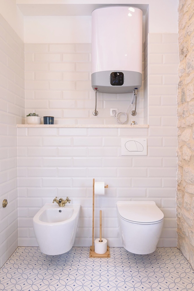 Oleander Center Suites