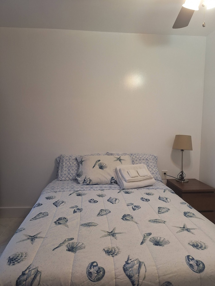 Room-private Studio Retreat in Vero Beac