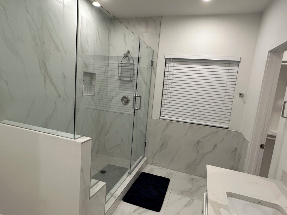 Luxury 3BR for Families Nurses and Group