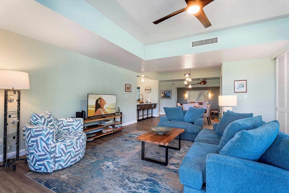 Corner Unit - AC & Wifi - Concierge Included - Vrkcv
