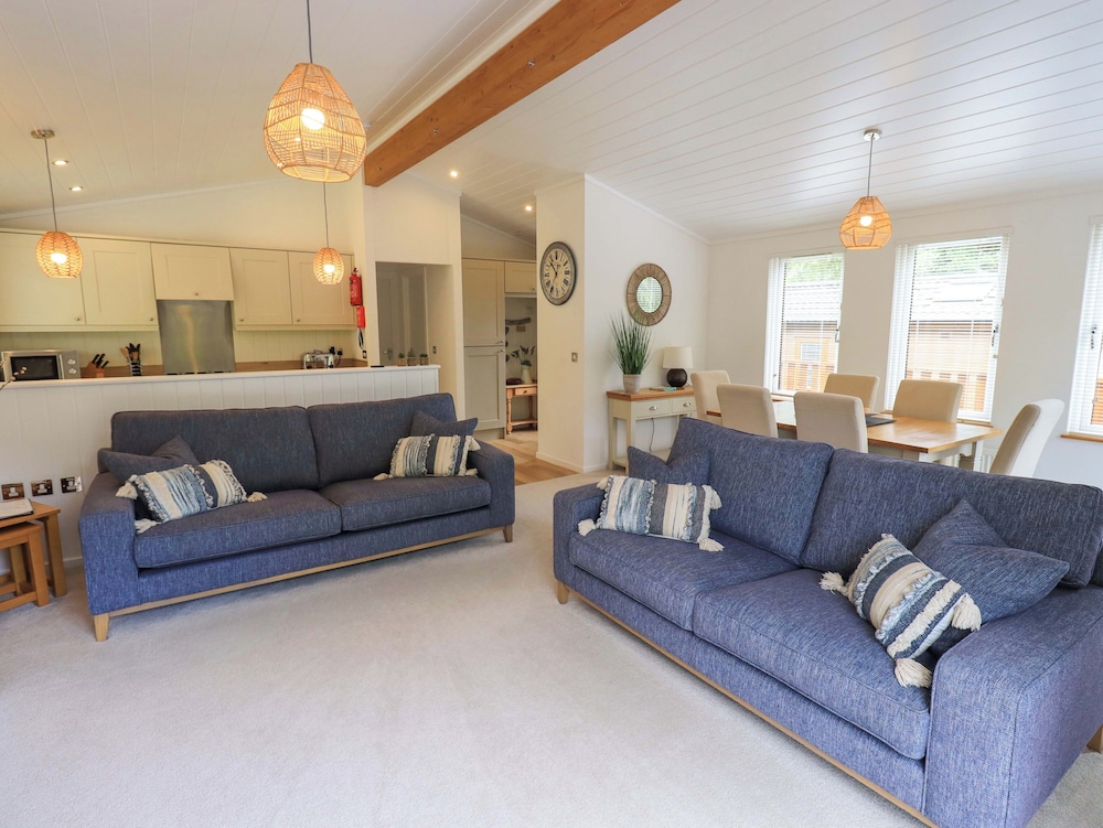 Hollytree Lodge