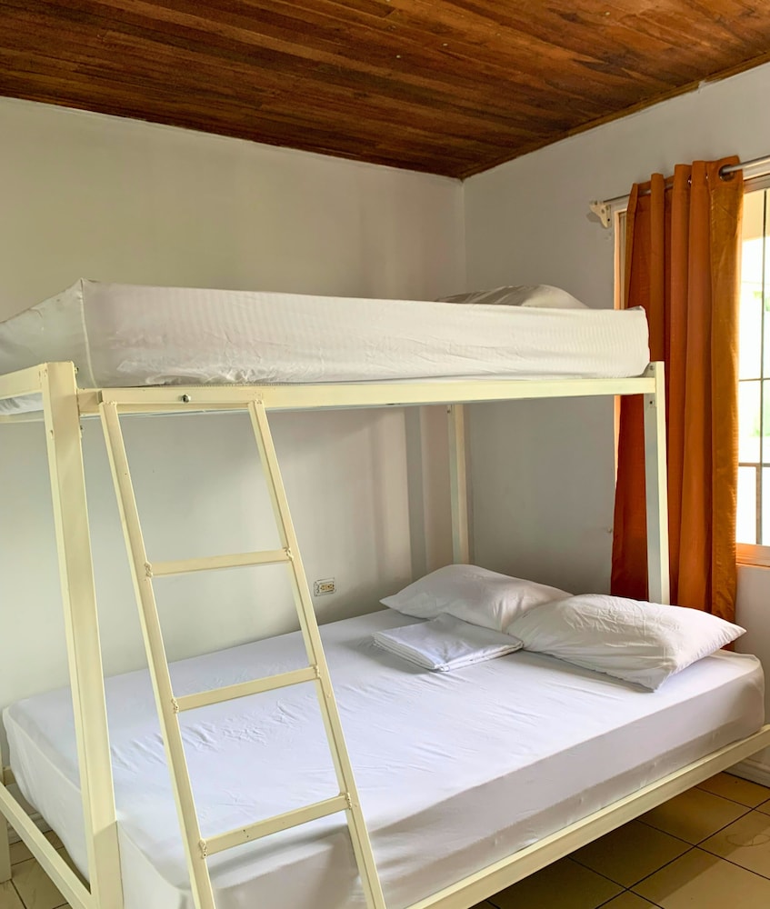 Arenal Volcano - Costa Rica Vacations - Arenal Sloth Hostel - Property Image 22