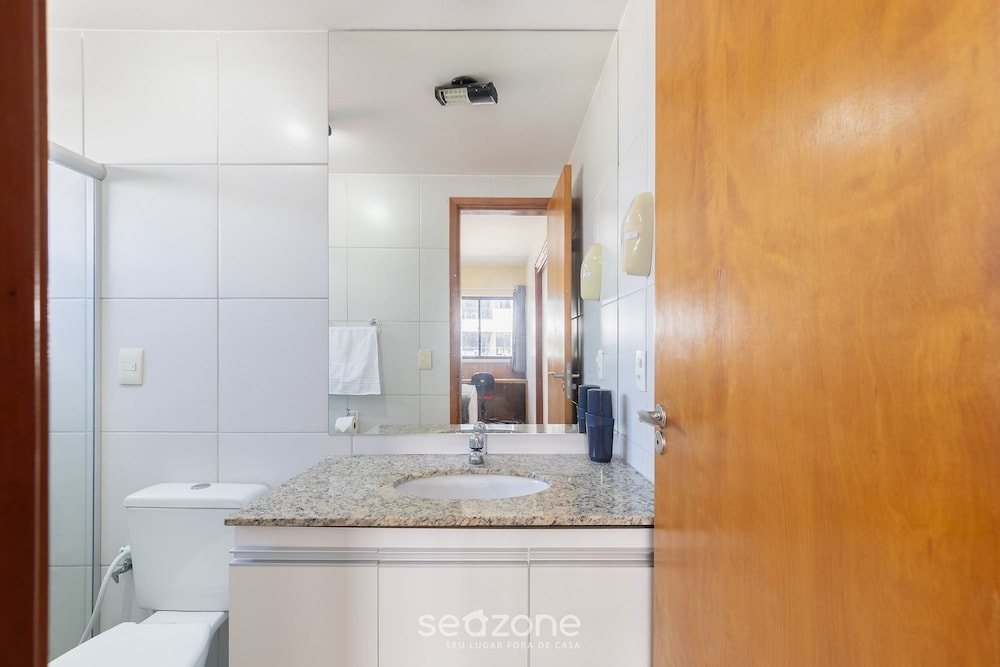 Apt w/ Balcony 500m From the Beach - Eii0304