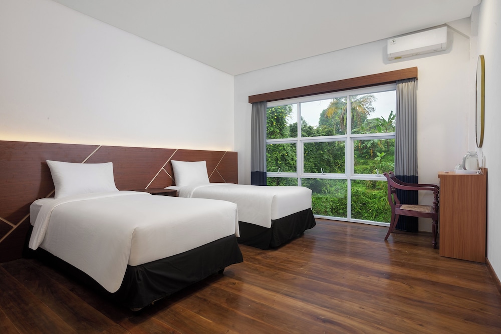 Casa De Lani Resort & Convention